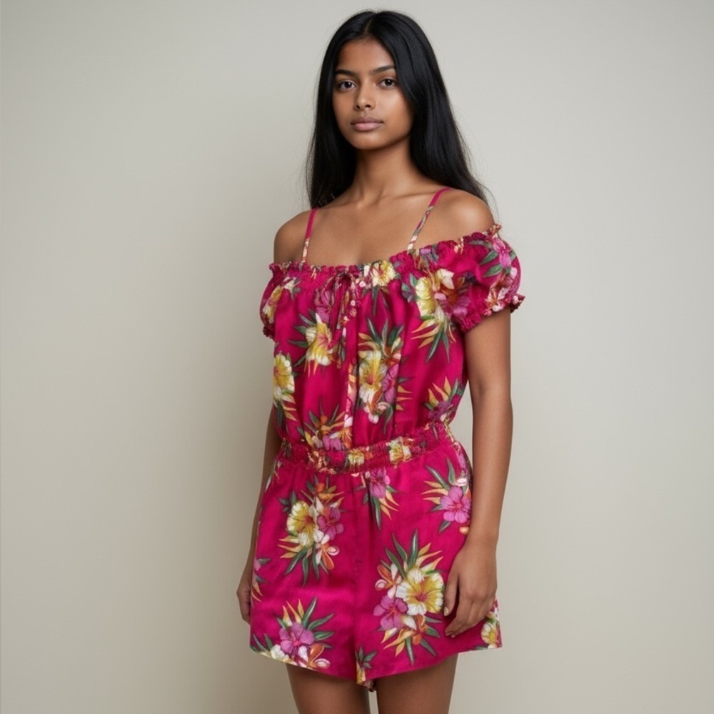 BCBGirls ladies, pink floral romper NWOT L bright, pink floral removable straps